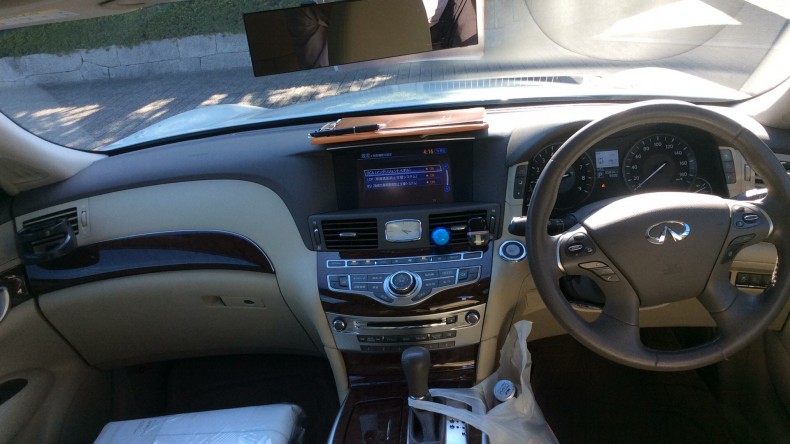 内装インパネ全体