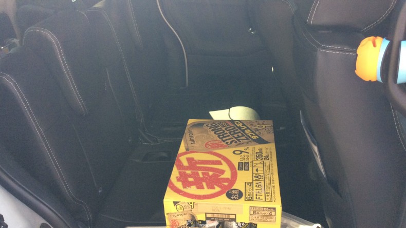 内装後方シート