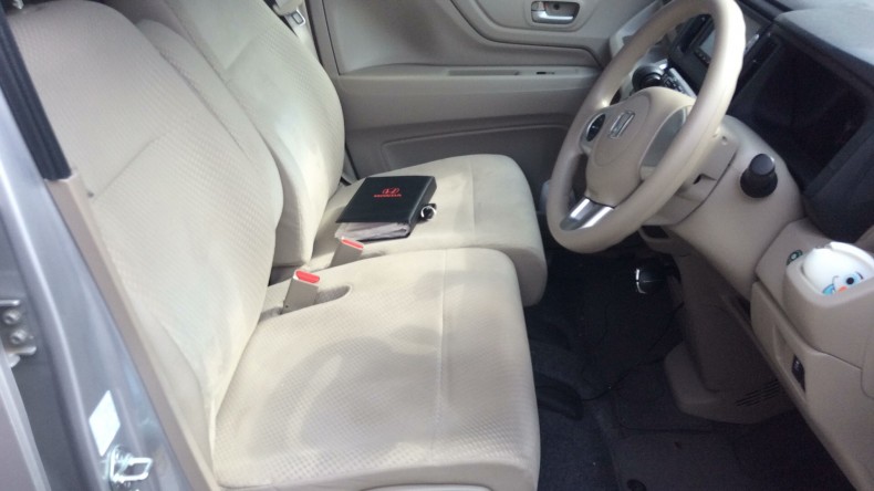 内装前方シート