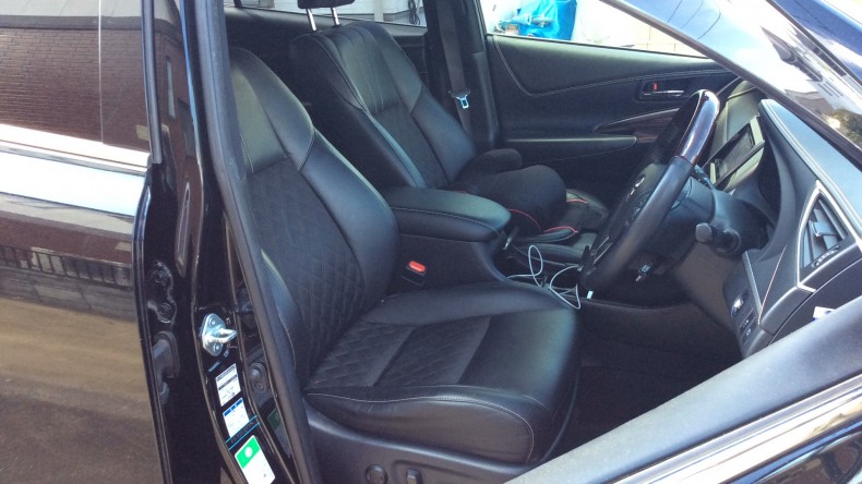 内装前方シート