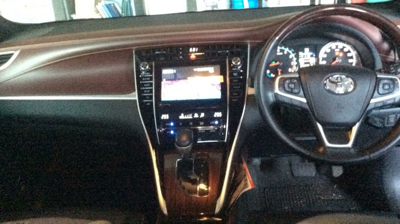 内装インパネ全体