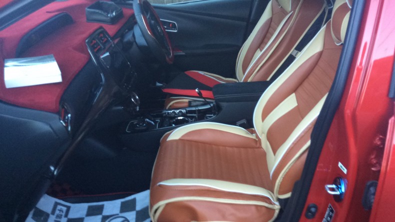 内装前方シート