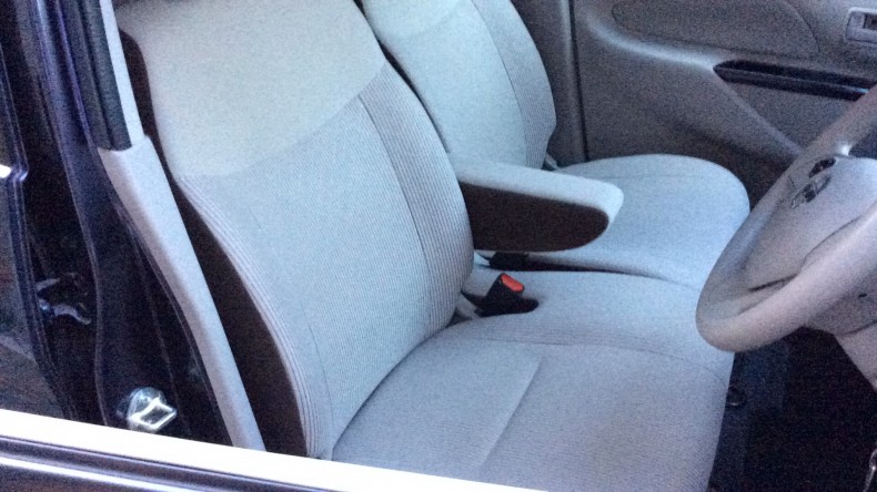 内装前方シート