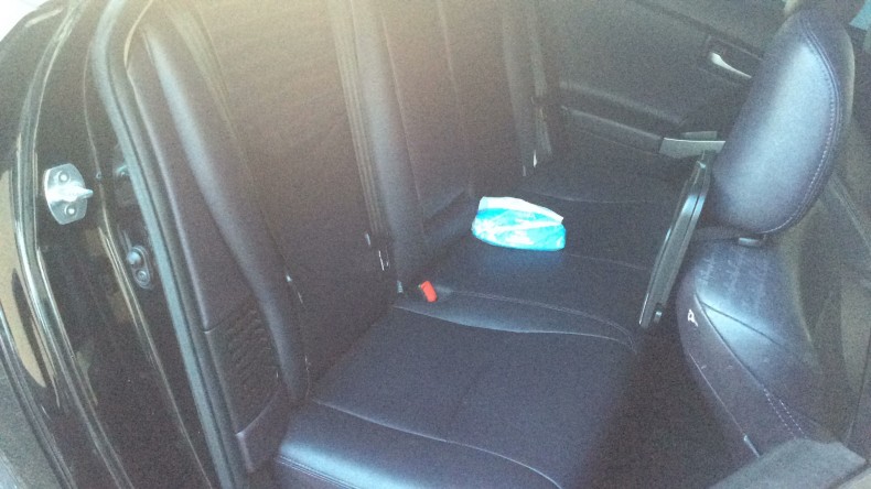 内装後方シート