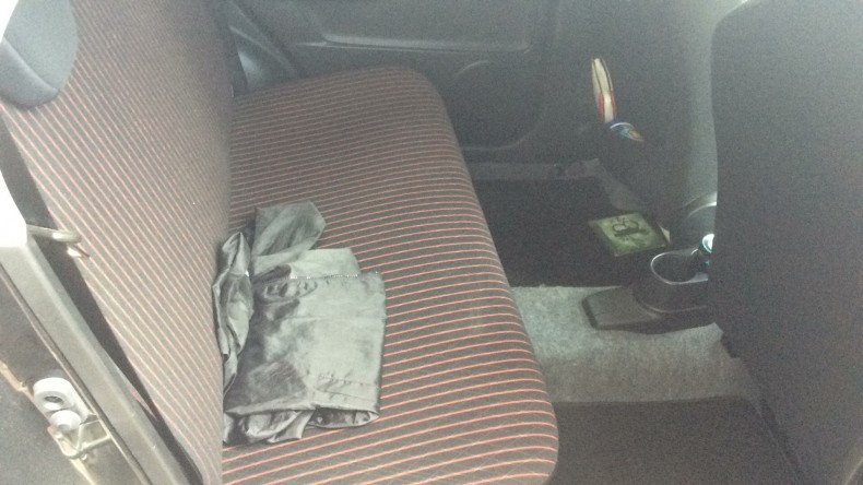 内装後方シート