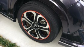 タイヤホイール前