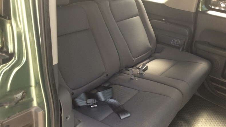 内装後方シート