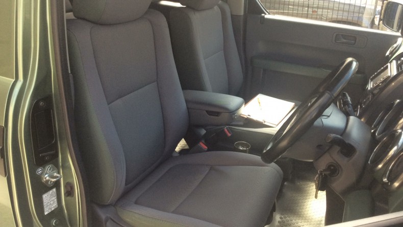 内装前方シート