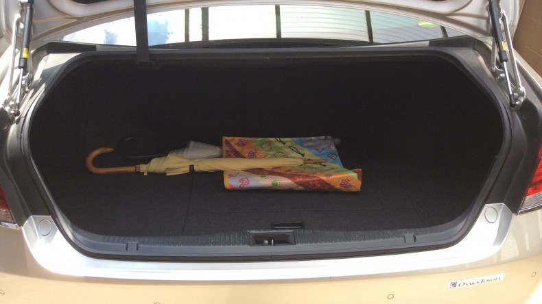 内装トランク