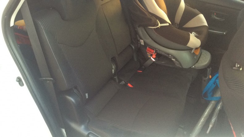 内装後方シート