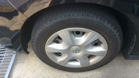 タイヤホイール前