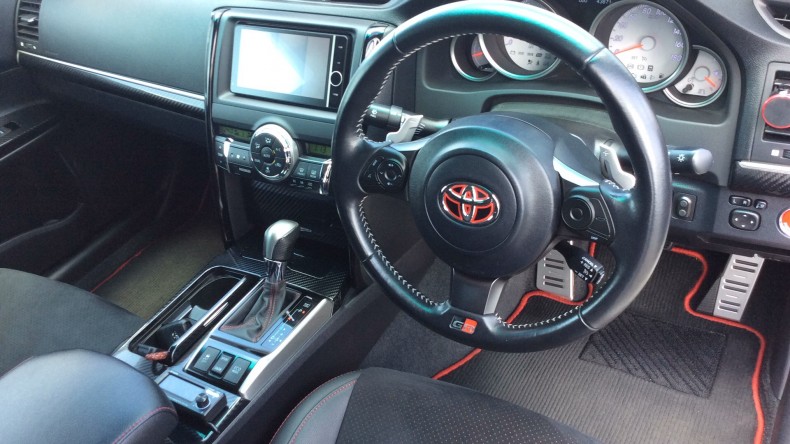 内装インパネ全体