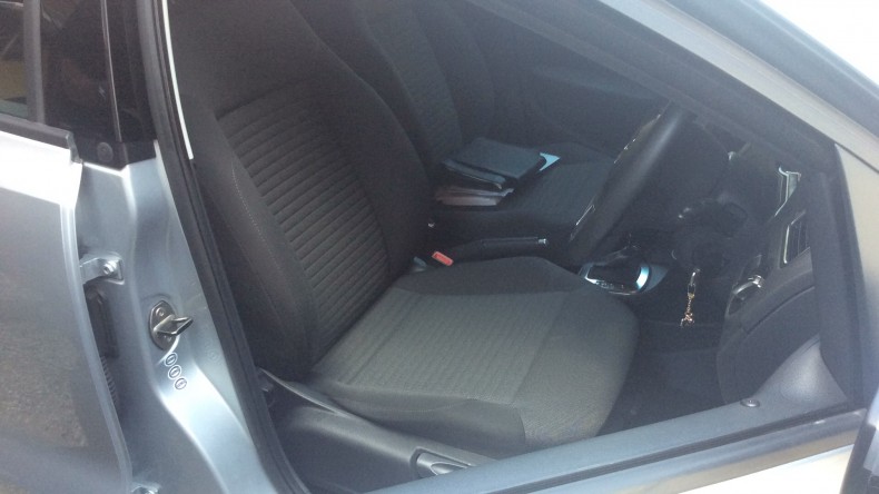 内装前方シート