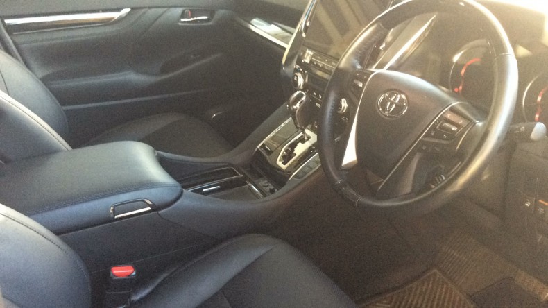 内装前方シート