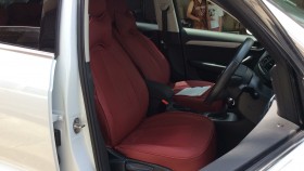 内装前方シート