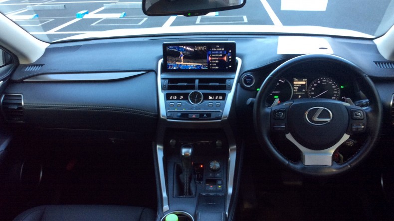 内装インパネ全体