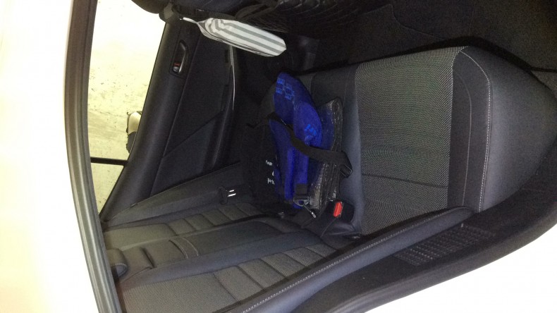 内装後方シート