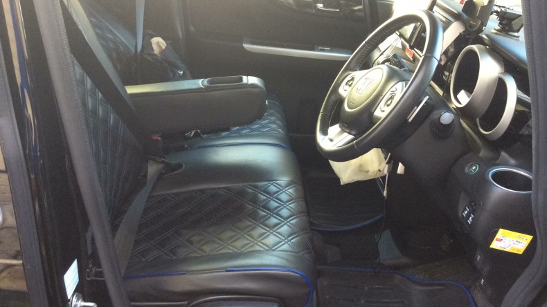 内装前方シート