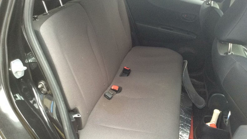 内装後方シート