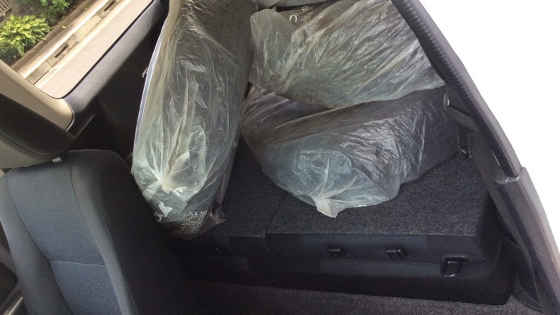 内装後方シート