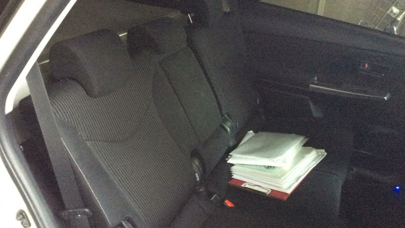 内装後方シート