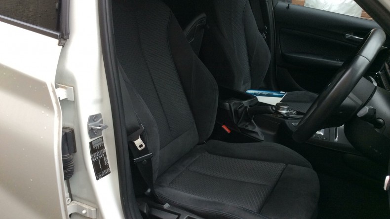 内装前方シート