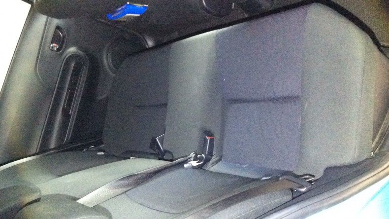 内装後方シート