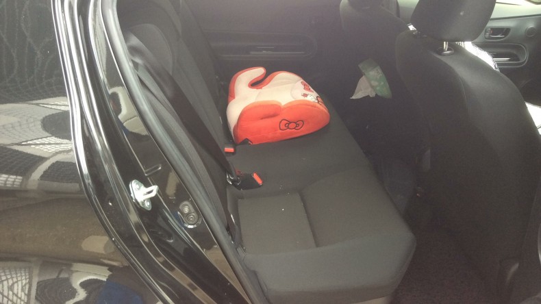 内装後方シート