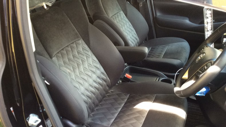 内装前方シート