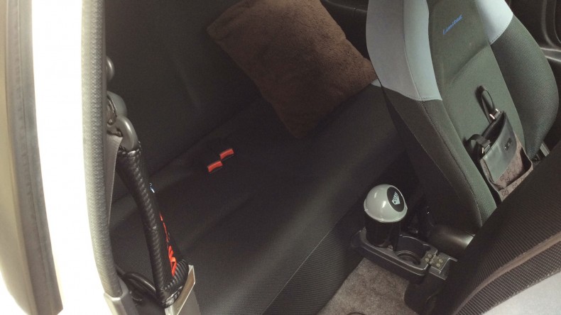 内装後方シート