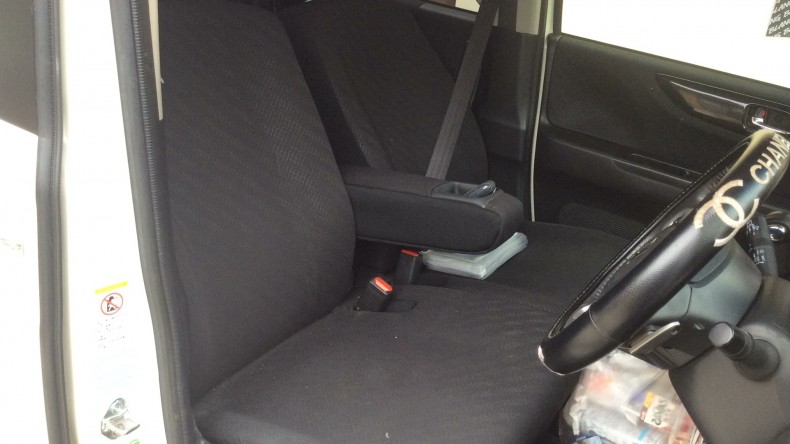 内装前方シート