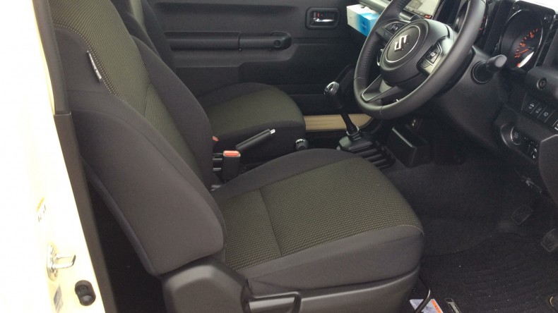 内装前方シート