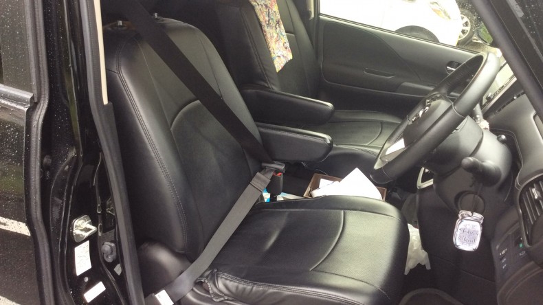 内装前方シート