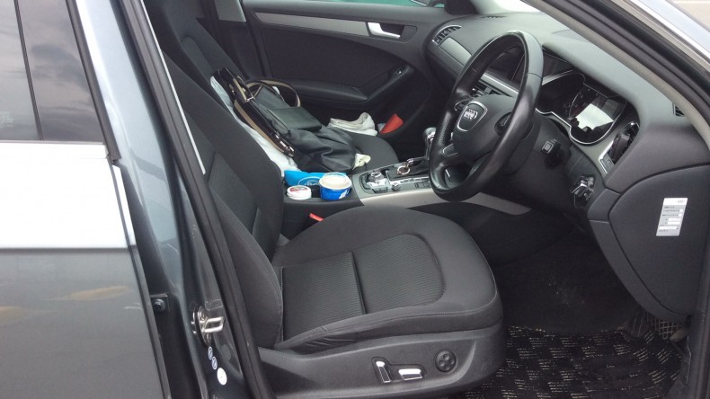 内装前方シート