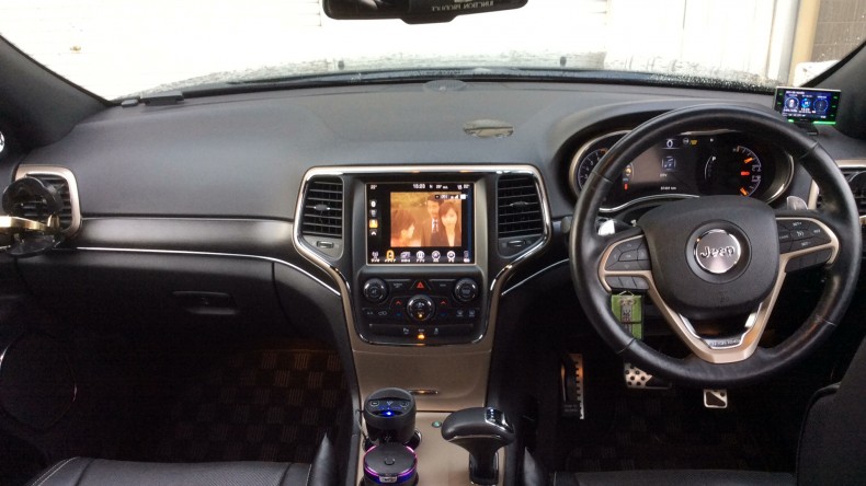 内装インパネ全体