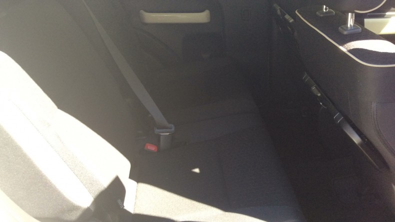 内装後方シート