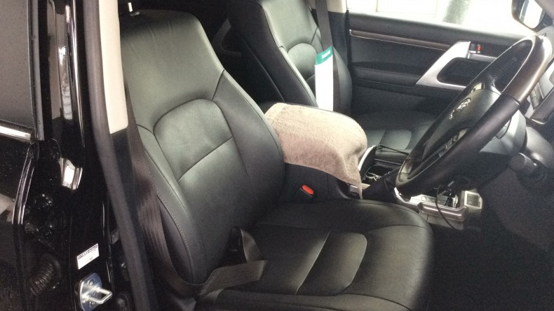 内装前方シート