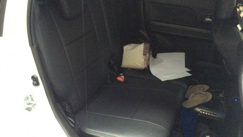 内装後方シート