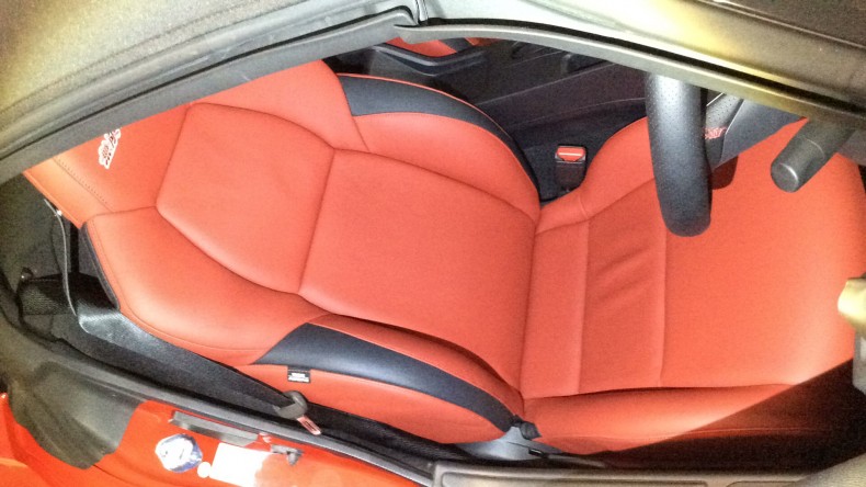 内装後方シート