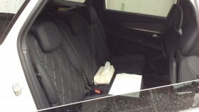 内装後方シート