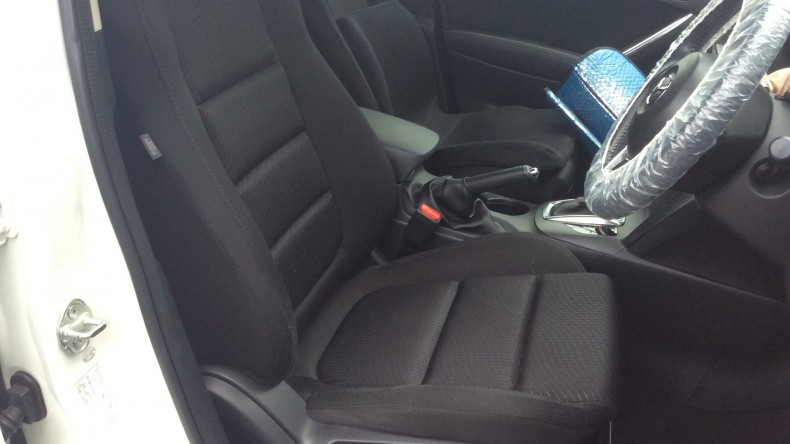 内装前方シート