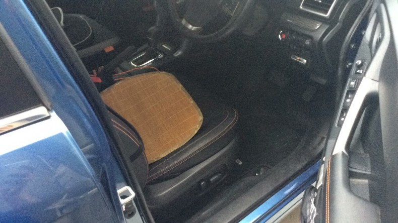 内装前方シート