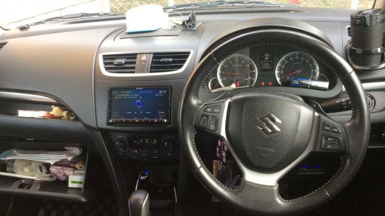 内装インパネ全体