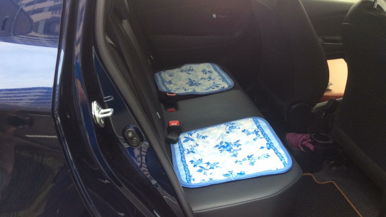 内装後方シート