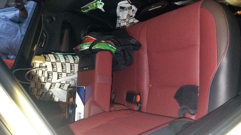 内装後方シート