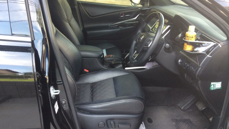 内装前方シート