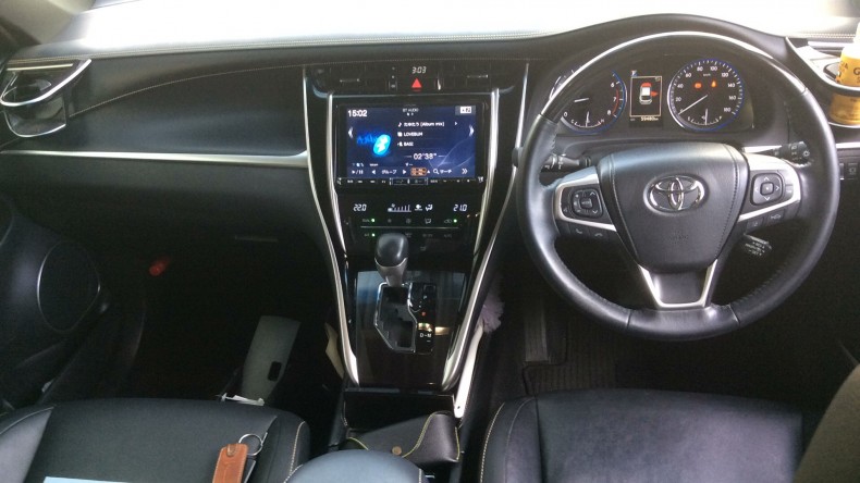 内装インパネ全体