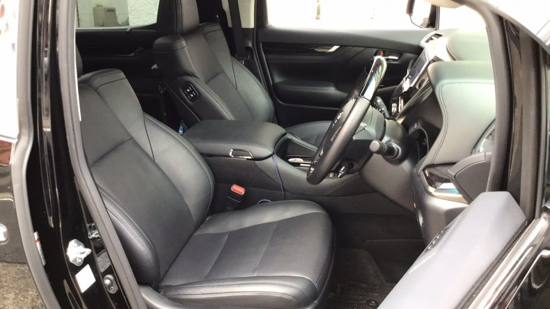 内装前方シート