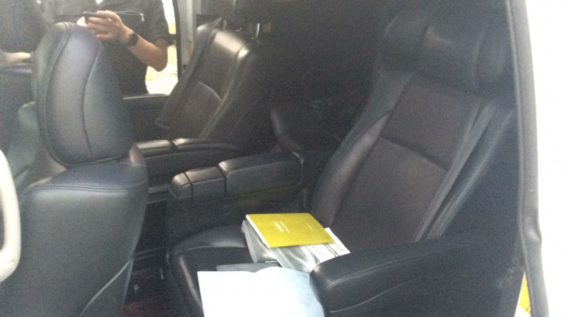 内装後方シート