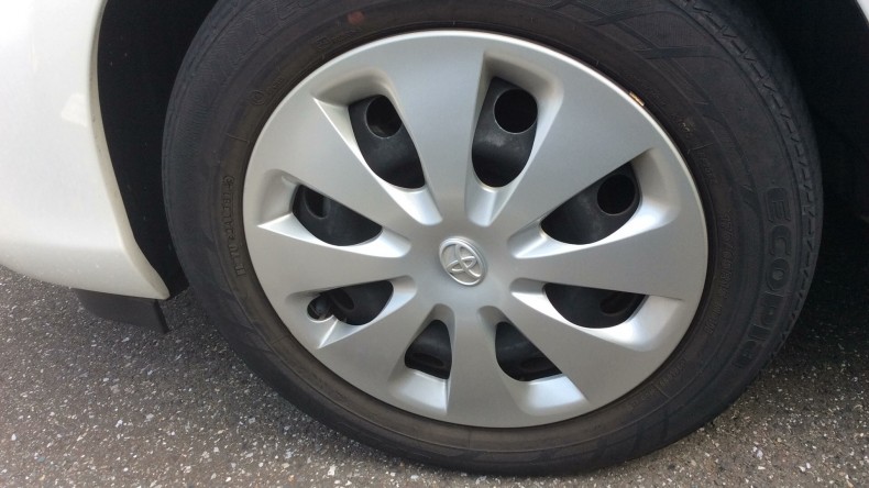 タイヤホイール前